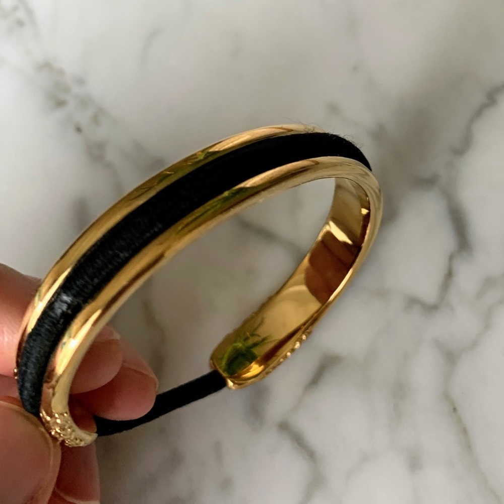 👱‍♀️Hair tie / ponytail holder bracelet in gold. - Picture 3 of 3